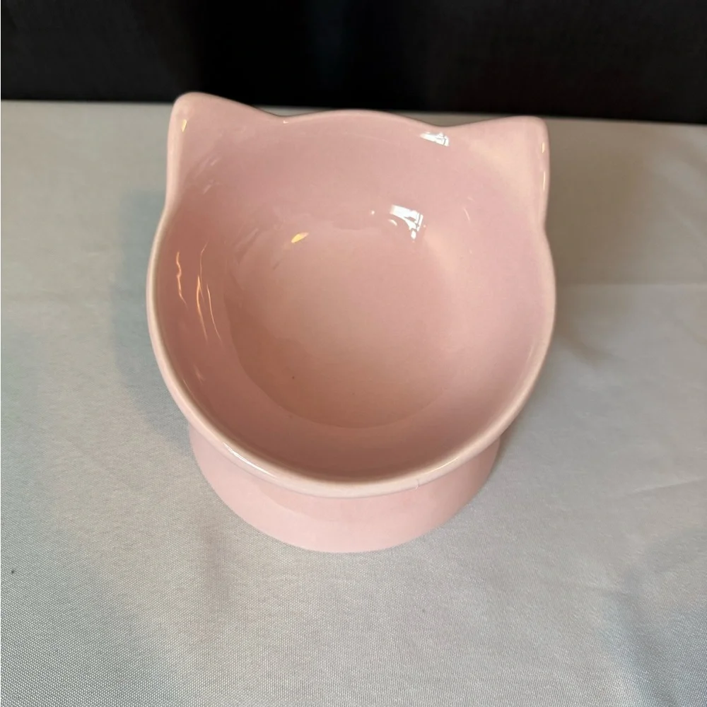 Park Life Designs - New York- Pink Cat Bowl- Hold 1 1/2 Cups. NWT